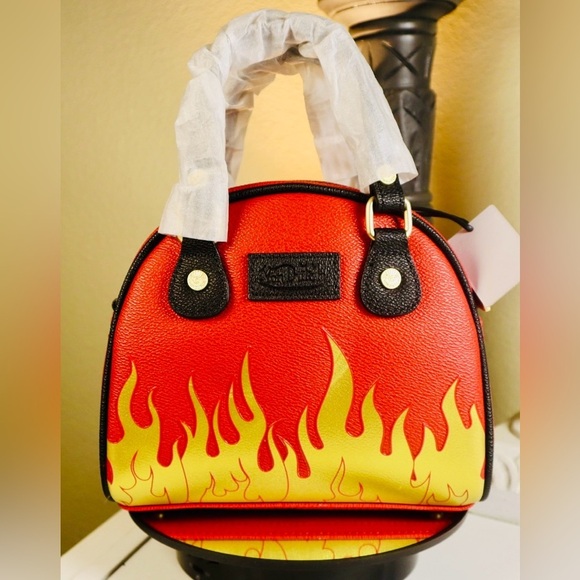HOSTPICK”Von Dutch NIB City Of Angels Red Yellow Small Bowling Crossbody Handbag - Picture 8 of 12